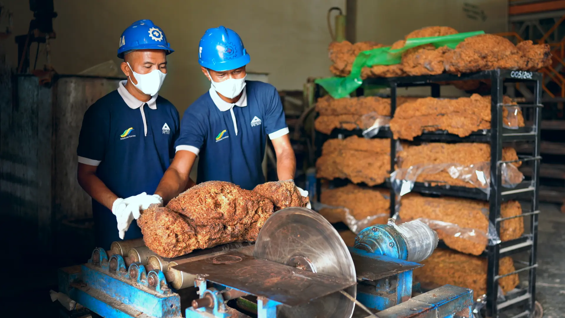 produksi-karet-1